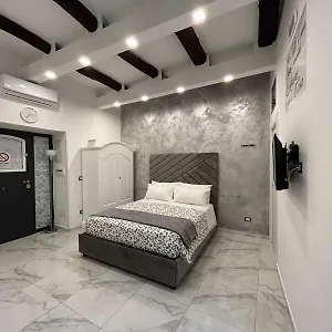 Casa Tolentino Al Centro Di , Naples Italie